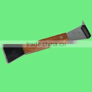 Hive Tool Chisel With Wooden Handle thumbnail-1