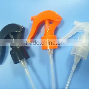 Manual Trigger Sprayer thumbnail-1