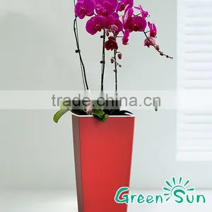 Ourdoor Plastic Planters With Self Watering System and Water Level Indicator thumbnail-2