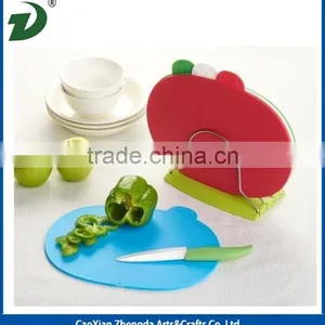 Eco Friendly Cheap Polypropylene Cutting Board thumbnail-4