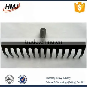 Rake With Riveted Teeth thumbnail-6