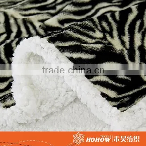 100% Polyester Cheap Polar Fleece Pillow Blanket thumbnail-4