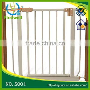 Wooden Baby Safety Gate Stair Gate thumbnail-1