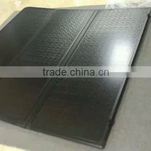 Hilux Revo/ Vigo Hard Tri-Fold Tonneau Cover 2009+ thumbnail-3