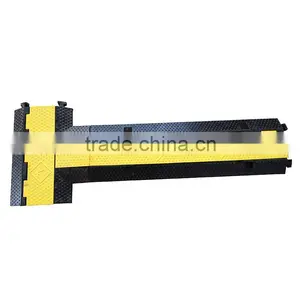 Lower Factoty Price 985*295*50mm Soft Flexible 3channels Rubber Heavy Duty Cable Protector thumbnail-5