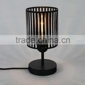 China Manufacturer Metal Decoration Hotel Table Lamp For Bed Side Decoration RT6008 thumbnail-1