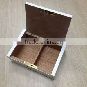 New Small White Cigarette Box/Case thumbnail-2