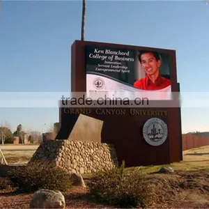 HD P20 Outdoor Giant LED Screen Display thumbnail-3