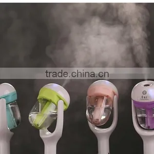 50ml Aroma 180 Degree Rotation Mini Car Humidifier Ultrasonic Car Air Purifier thumbnail-2