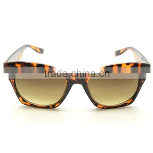 2015 Top Italy Design Sunglasses Good Price Fashion Sunglasses thumbnail-1