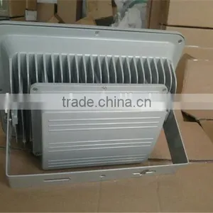Outdoor Using ce Rohs PF0.95 IP65 Waterproof Energy Saving 120w Flood Light 100lm/w High Quality 3 Years Warranty thumbnail-6