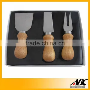 Good Quality Wooden Handle 3pcs Cheese Sets thumbnail-1