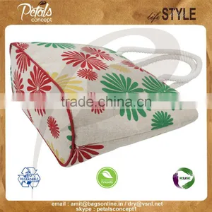 PP Laminated Juco Fabric Beach Bag With Twisted Rope Handle thumbnail-3