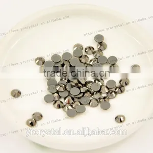 Round Shape Jet Hematite Color With Silver Foiling Flat Back Rhinestone Hot Fix thumbnail-1