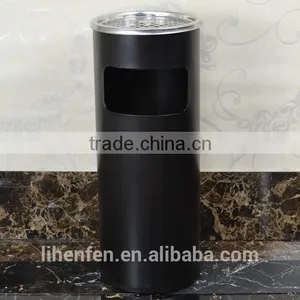 Tanding Structure and Stocked Eco-Friendly Feature Trash Bin thumbnail-4