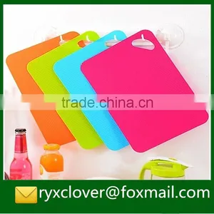 High Quality Customized Kitchen pp Plastic Cutting Board thumbnail-4