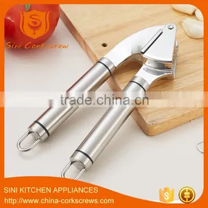 Stainless Steel Garlic Crusher Garlic Press thumbnail-5