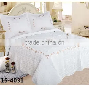 Quilt Wholesale China Embroidery Bedding Set thumbnail-3