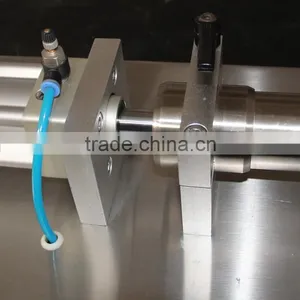 2016 Popular SUS 304/316 SPF Semiautomatic One Nozzle Paste Filling Machine thumbnail-2