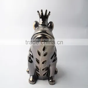 Frog Ceramic Candle Holder With Crown thumbnail-2