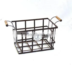 Vintage Feel Rustic Wire Crate thumbnail-1