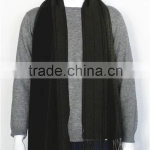 Zigzag Pattern Yarn Dyed Pure Wool Scarf With Fringe thumbnail-1