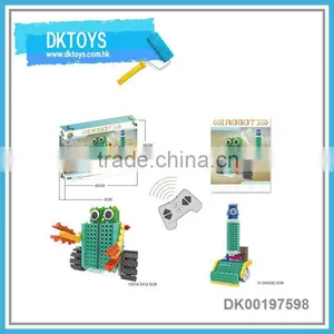 2 in 1 4 ch R/c Building Block Robot Set thumbnail-1