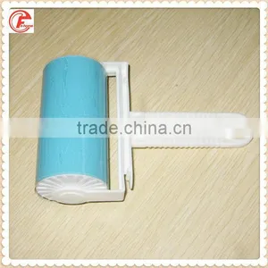 Sticky Reusable Lint Roller thumbnail-2