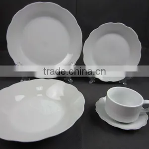 20 Pcs White Porcelain Dinner Set thumbnail-1