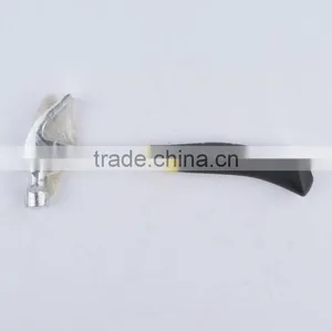 Professional Claw Hammer With Oak Wood Handle thumbnail-2