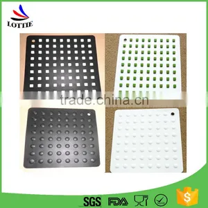China Manufacturers 2016 Lottie Supply 100% Food Grade Eco-friendly Non-toxic Kitchen Heat Insulation Baking Mat thumbnail-1
