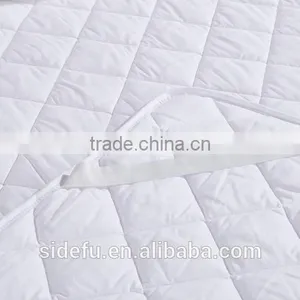 Top Selling White Color Breathable Hypoallergenic High Quality Quilted Mattress Protector thumbnail-3