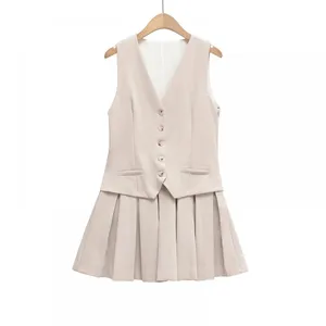 Fashionable European and American Design, Versatile Pleated Striped Vest Style thumbnail-1