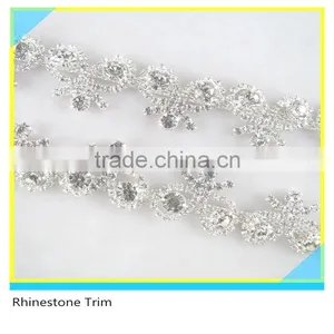 Fabulous 888 Crystal Rhinestone Bead Bracelet Trim Gold Plated Cup Chain thumbnail-4