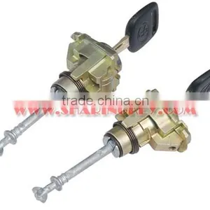 High Quality Left Door Lock for Toyota Corolla thumbnail-1