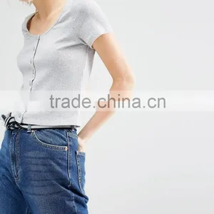 China Apparel Supplier Button-Up Crop Top thumbnail-4