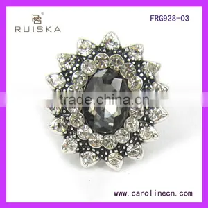 Antique Silver Flower Shape Beautiful Crystal Elastic Ring thumbnail-1