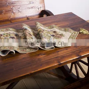 Plus Tassels Table Runner In Jacquard Polysilk thumbnail-1