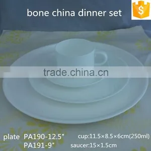 Round Shape Dinner Set 12.5"/9" Plate With 250ml Cup and Saucer White Color Ceramic Bone China Dinner Set thumbnail-1