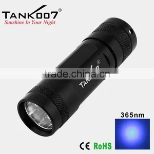 UVA Light Flashlight 365nm thumbnail-1