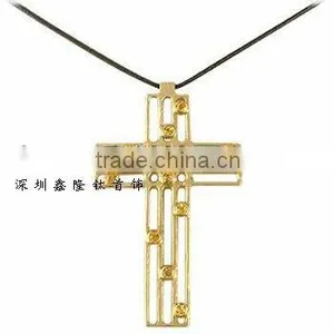 XLT-TC100 18k Gold Cross Pendant thumbnail-1