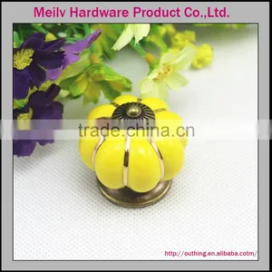 Foshan Manufacturer 2015-2016 Foshan China Factory Kitchen Cabinet Cupboard Wardrobe Door Ceramic Knobs thumbnail-1