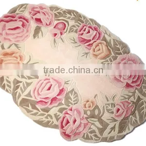Flower Shaped Carpet Rug thumbnail-1