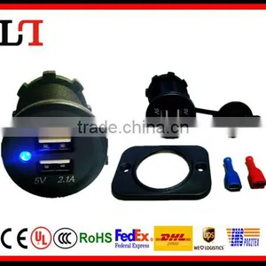 2 Ports USB Socket thumbnail-1