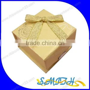 Gold/sliver Gift Ribbons thumbnail-1