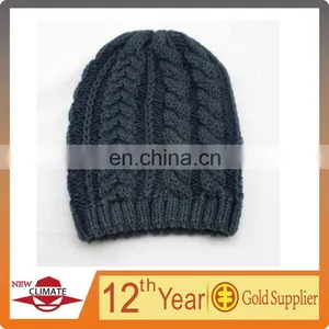 100% Women's Acrylic Cable Fish Beanie thumbnail-1