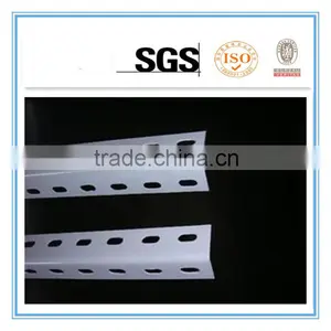 Angle Iron With Hole thumbnail-1