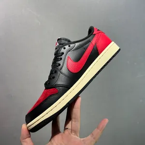 Travis Scott x Air Jordan AJ1 Low OG SP TS thumbnail-3