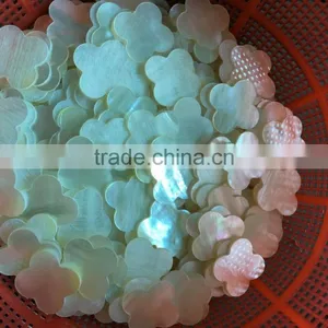 Clover Gold Mother of Pearl Shell Chips thumbnail-2