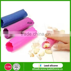 ISO9001 And Sedex4 Certification Good Quality Silicone Garlic Peeler thumbnail-2